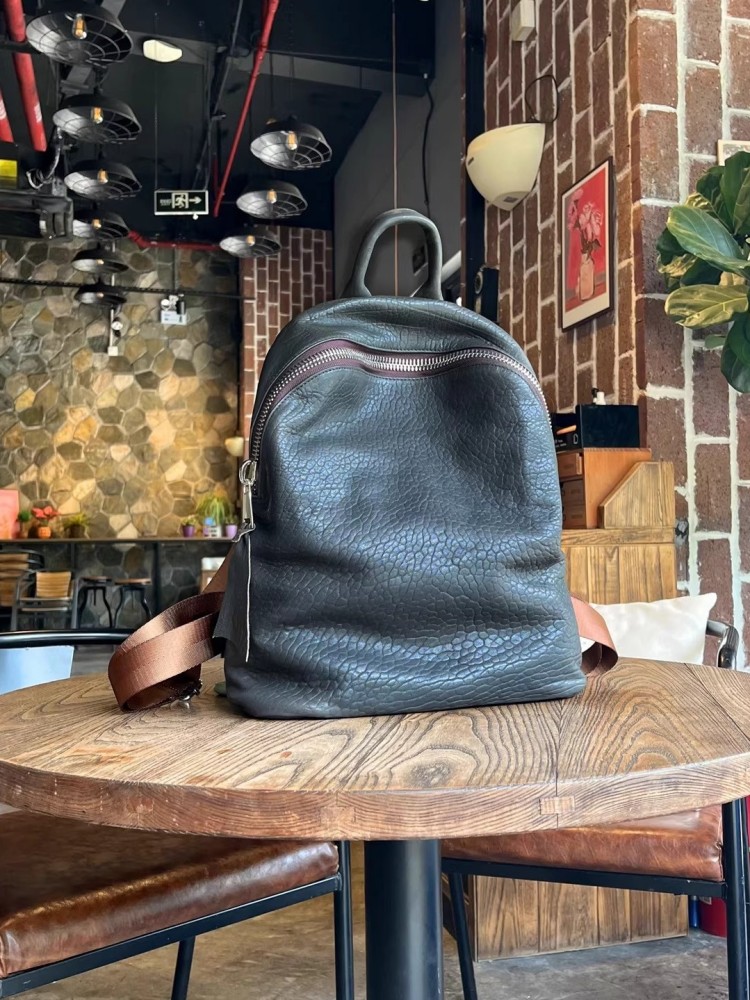 حقيبة ظهر كاجوال من جلد الغنم  - مراجعة Leatherwork Bag وسعره