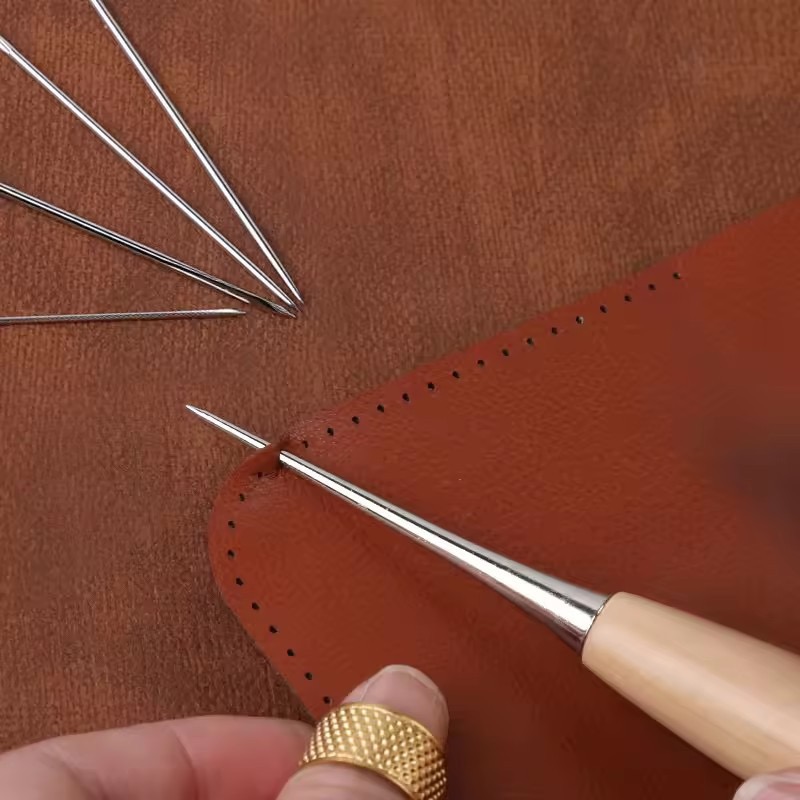 13 قطعة مجموعة الخياطة الجلدية - مراجعة Leatherwork Tool Kit وسعره