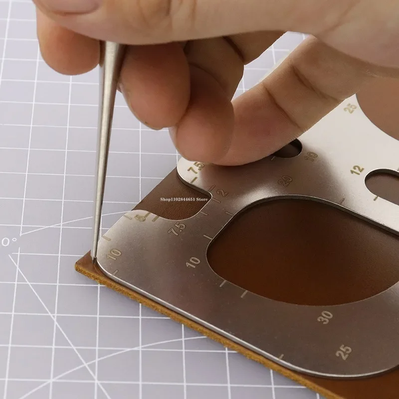 الفولاذ المقاوم للصدأ R لتحديد - مراجعة Leatherwork Templates وسعره